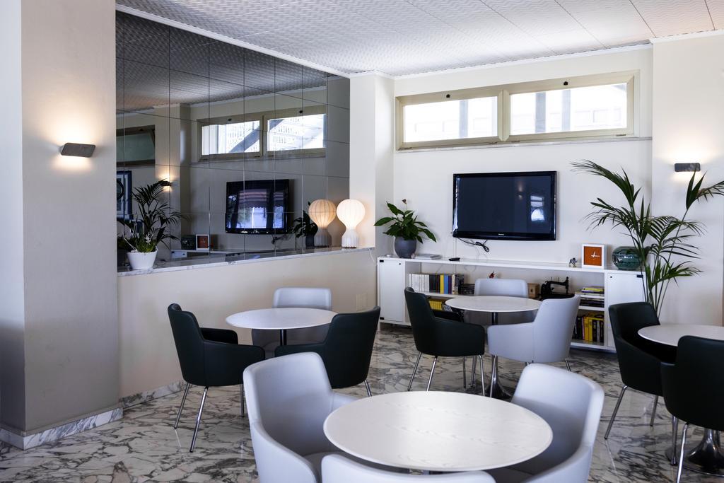 Hotel Metropol 페자로 외부 사진
